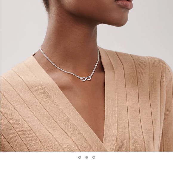 Tiffany Infinity necklace in sterling silver. Endlessly looped double chains. - Picture 4 of 6